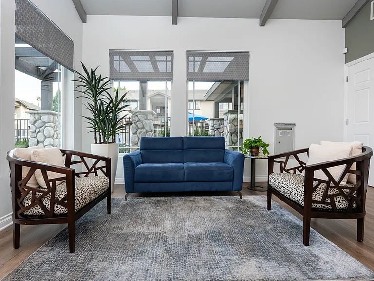 Sunstone Place Apartments — Photo 37