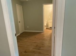 2001 E Avenue A #1, Hooks, TX 75561