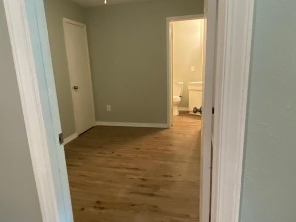 2001 E Avenue A #1