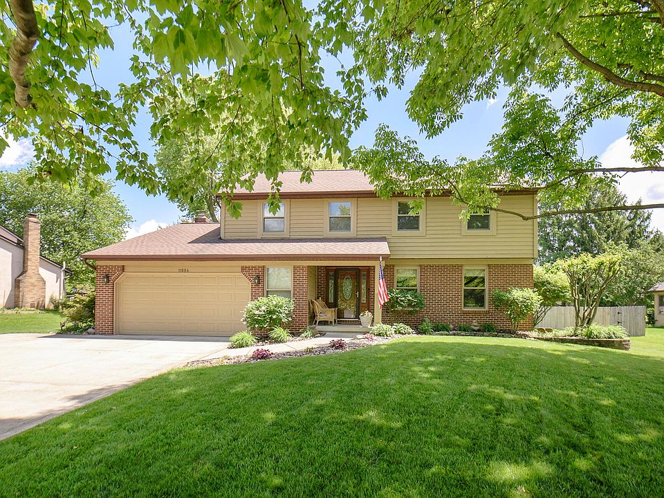1st image of 11684 Canterbury Ave NW