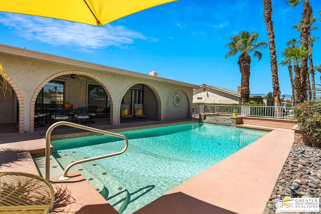 79260 Fred Waring Dr