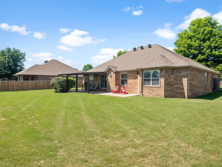 3802 NE Oaktrace Ave — Photo 23