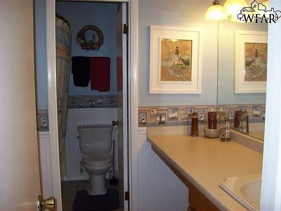 5th image of 1025 Jan Lee Dr
