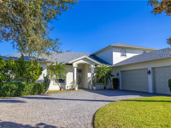 1504 Eagles Cir, Sebastian, FL 32958