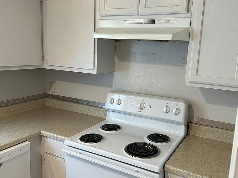 5403 Nicholson Dr #D — Photo 7