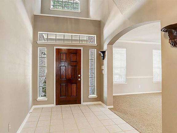 3rd image of 13411 Sterling Park Ln