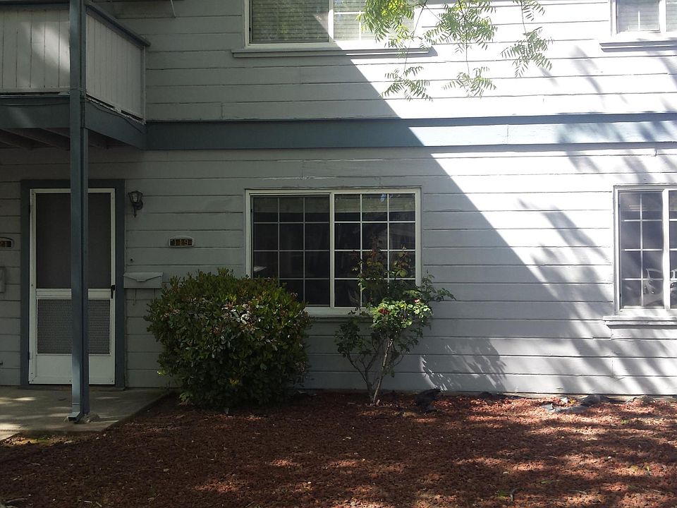 Front of unit 119