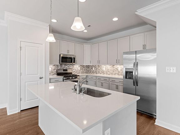 5th image of 4864 Wild Horse Ln