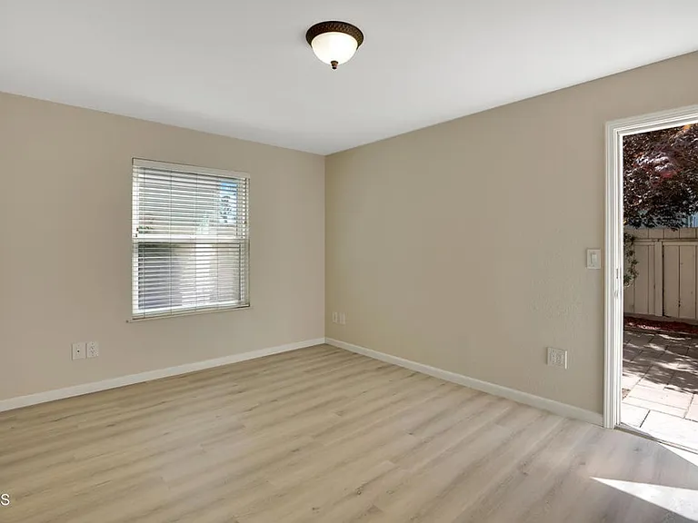 205 Aptos Beach Dr — Photo 5