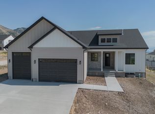 1112 E 50 N, Hyde Park, UT 84318