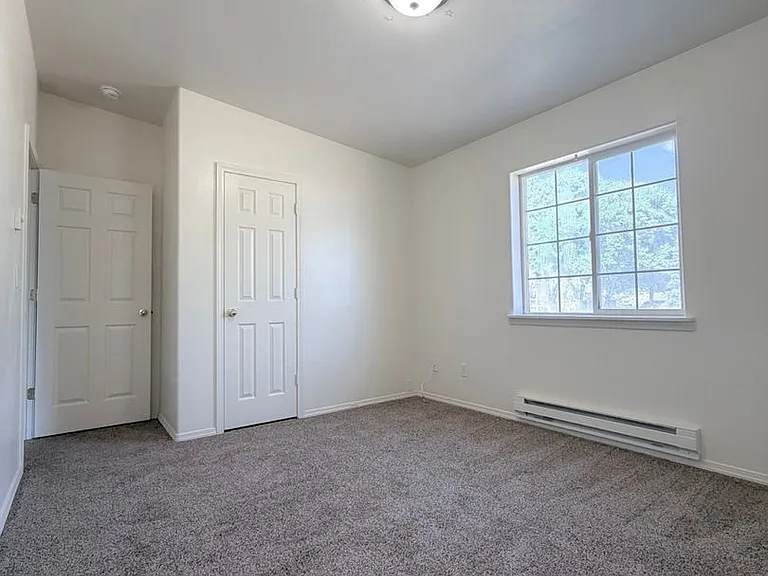 1444 Evergreen Dr — Photo 18