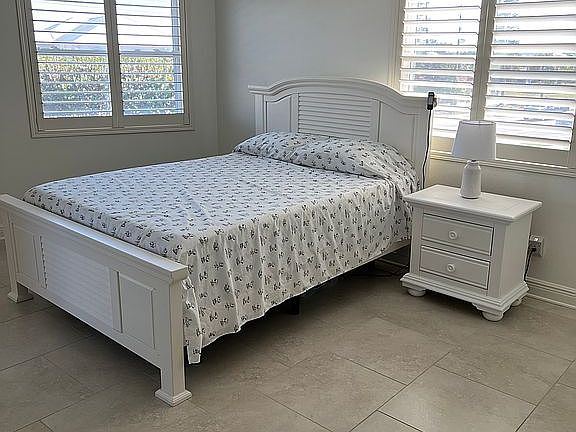 4th image of 3100 Gulf Blvd APT 321