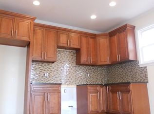 5211 103rd St, Corona, NY 11368