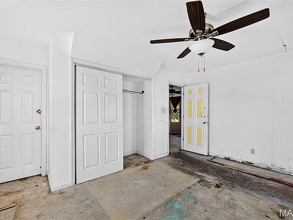 9th image of 2101 E Obear Ave