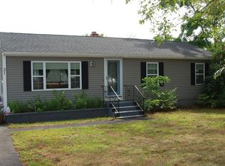 21 Main St, Salisbury, MA 01952