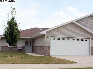 1652 10th St SW, Mason City, IA 50401