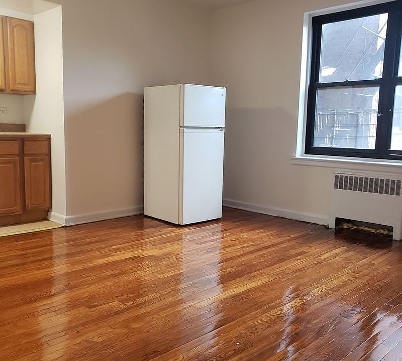 1st image of 2807 Kings Hwy #3N