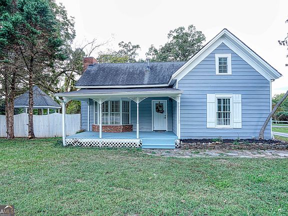 2nd image of 3290 River Dr