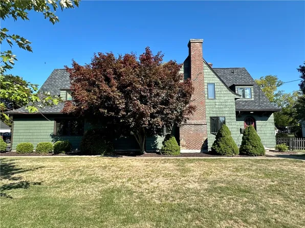 966 W Church St, Elmira, NY 14905