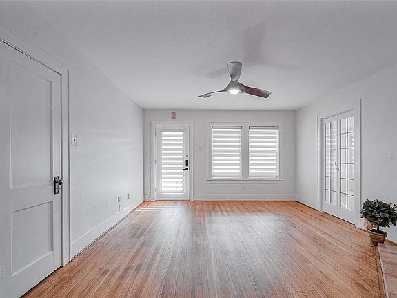 5th image of 1614 Ridgewood St