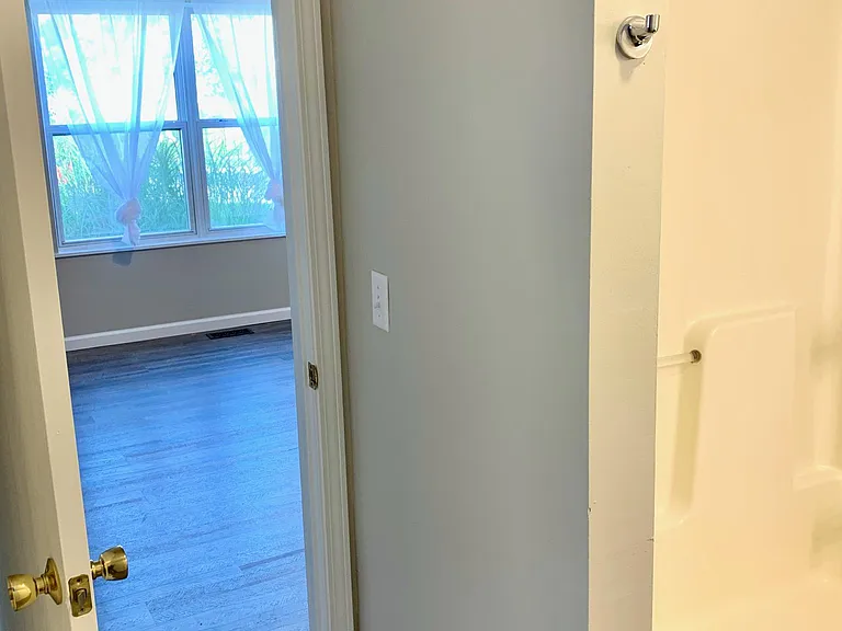 3600 Thornhill Cir W — Photo 15