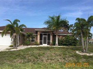 1028 SW 9th Ct, Cape Coral, FL 33991