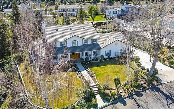 4th image of 13767 Pine View Dr