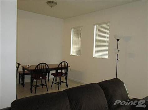 5th image of 11202 NW 83rd St APT 212