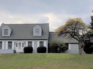 1700 Peppermint Ln, Westminster, MD 21157