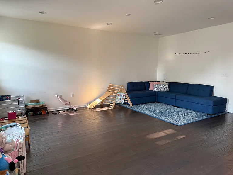 107 Savoth Ln — Photo 7