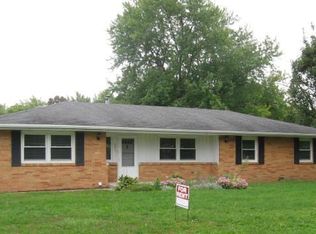 604 N Tulip Tree Dr, Muncie, IN 47304