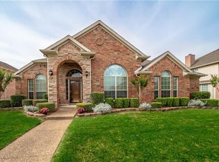 1208 Mountain Laurel Ln, Desoto, TX 75115