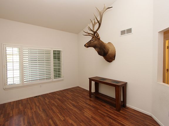 4th image of 1627 Glen Moor Dr