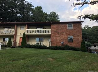 939 Brookside Camp Rd, Hendersonville, NC 28792