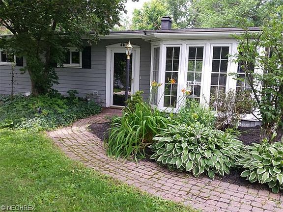 2nd image of 2315 Gary Dr
