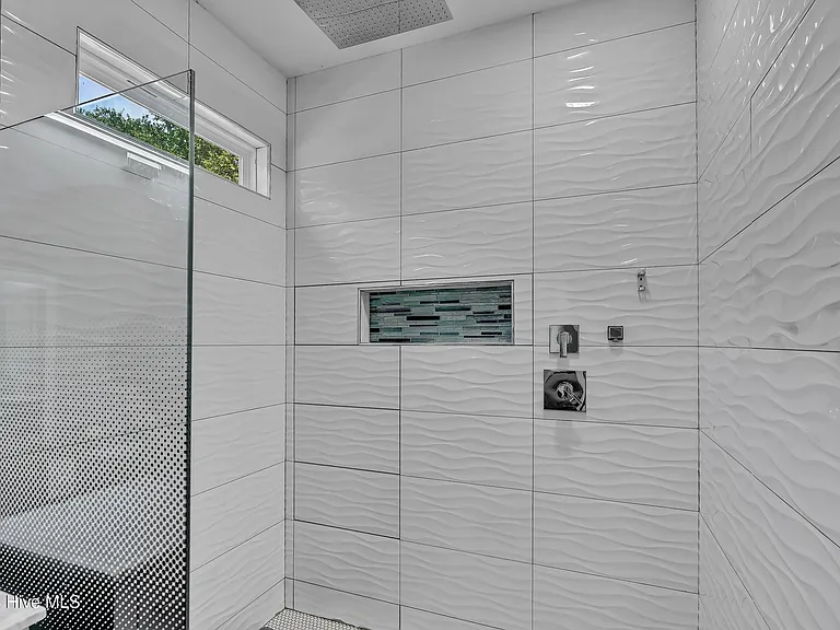8708 Plantation Dr — Photo 27