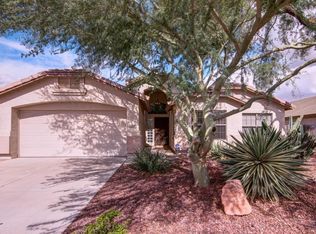 2122 E Smoke Tree Rd, Gilbert, AZ 85296
