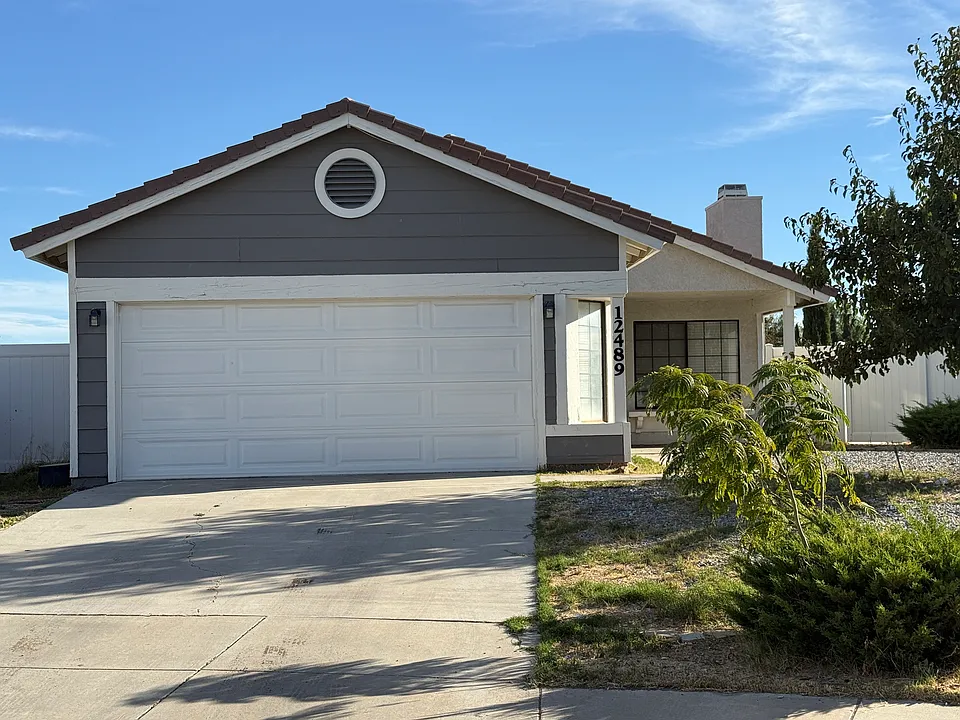 12489 Emeraldstone Dr