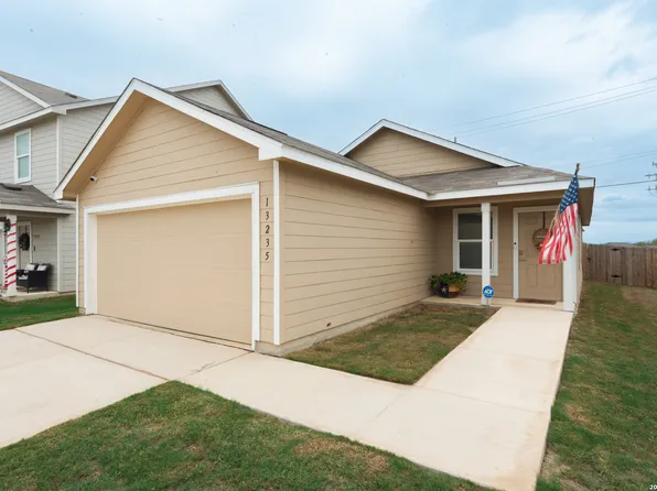 13235 E Faxon, San Antonio, TX 78221