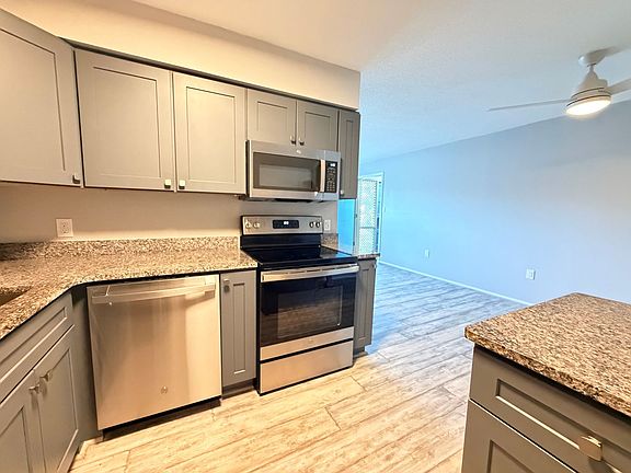 3rd image of 2309 W Manatee Ave #2311-4