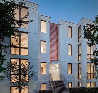 209 8th St NE Unit 1, Washington, DC, 20002