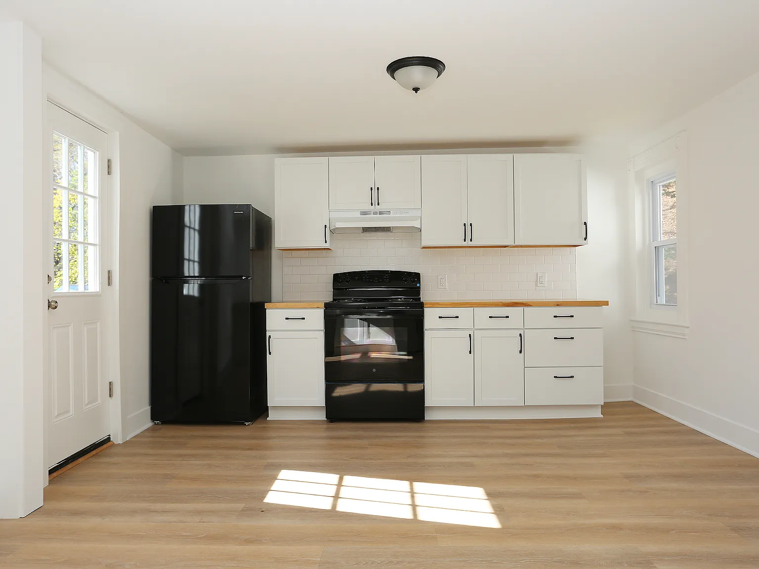 3 bed, $1,250 — Photo 4