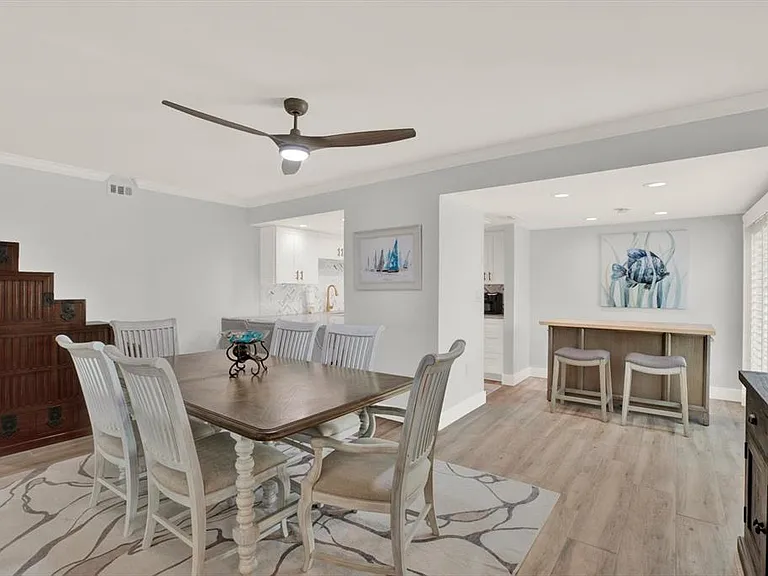 7530 Sunshine Skyway Ln S #P7 — Photo 10