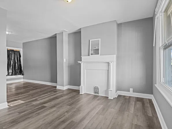 5729 N Beechwood St, Philadelphia, PA 19138