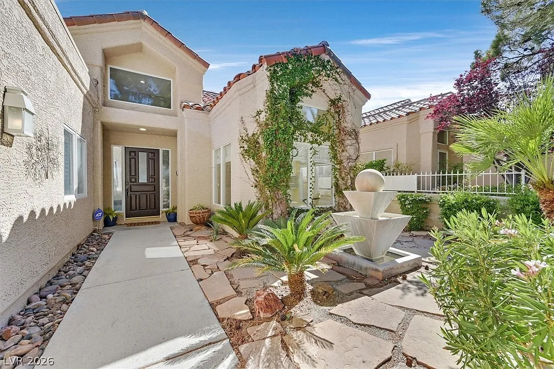 2 bed, 2.5 bath, 1910 sqft, $5,500 — Photo 2