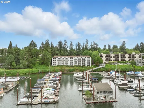 525 SE Marion St Unit 2, Portland, OR 97202