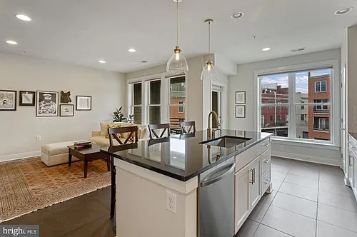 1913 Main Line Blvd #102 Photo 1
