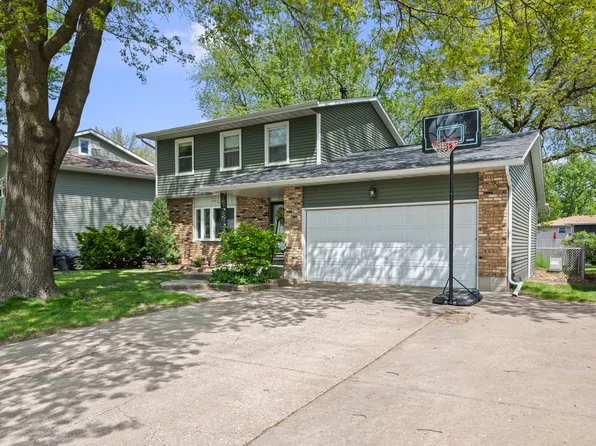 3005 N Pine St, Davenport, IA 52804