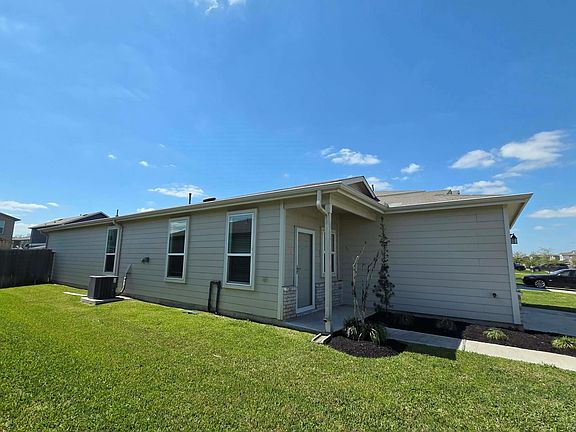 3rd image of 6938 Hobby Wind Ridge Dr