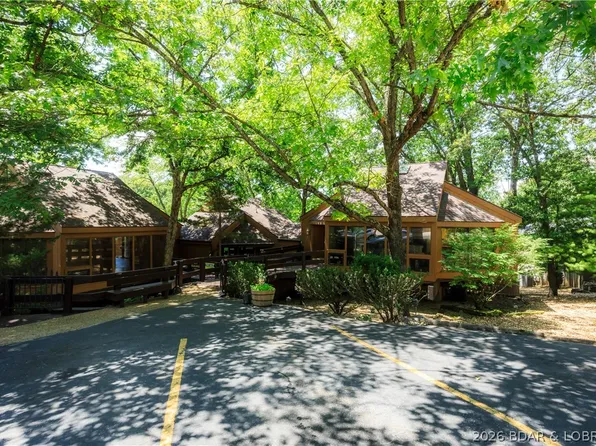 328 Hogan Dr #C, Lake Ozark, MO 65049